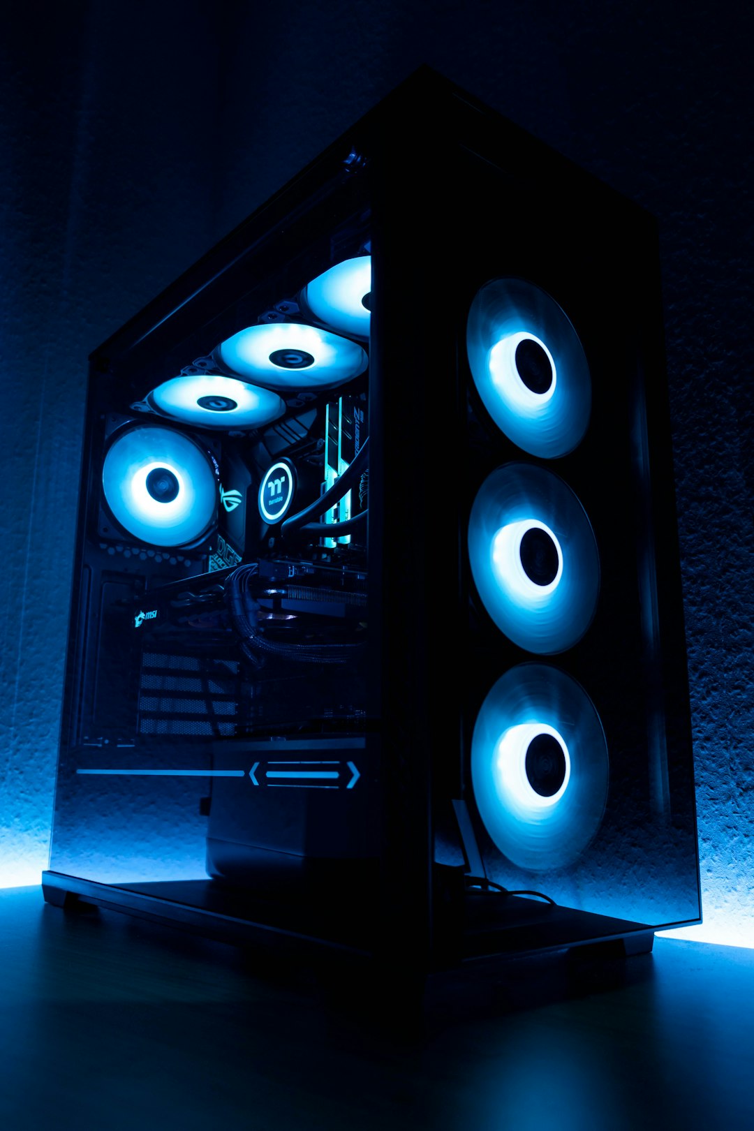 CS2 Gaming Showcase